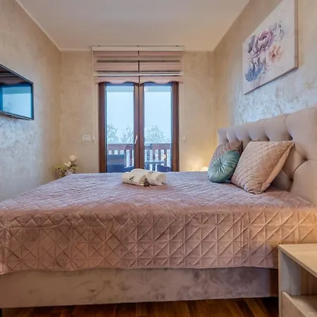 Apartment Lux M&b