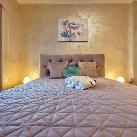 Apartment Lux M&b *
