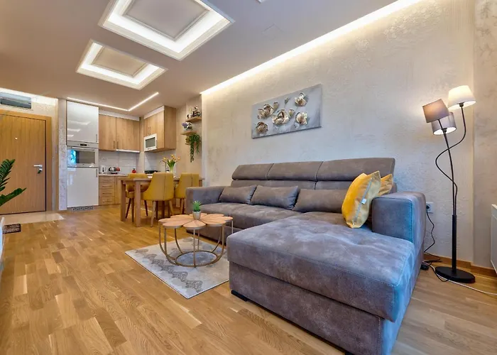 Lux M&b * Ζλάτιμπορ